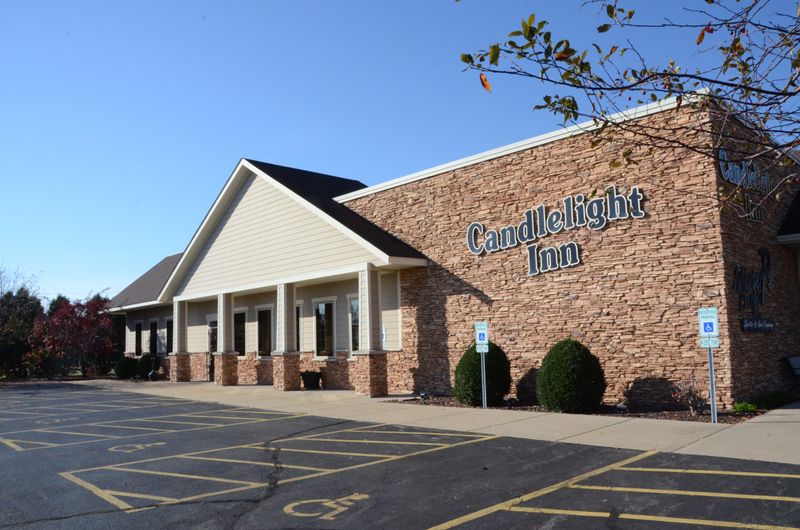 Chicken George at Candlelight Inn – Rock Falls