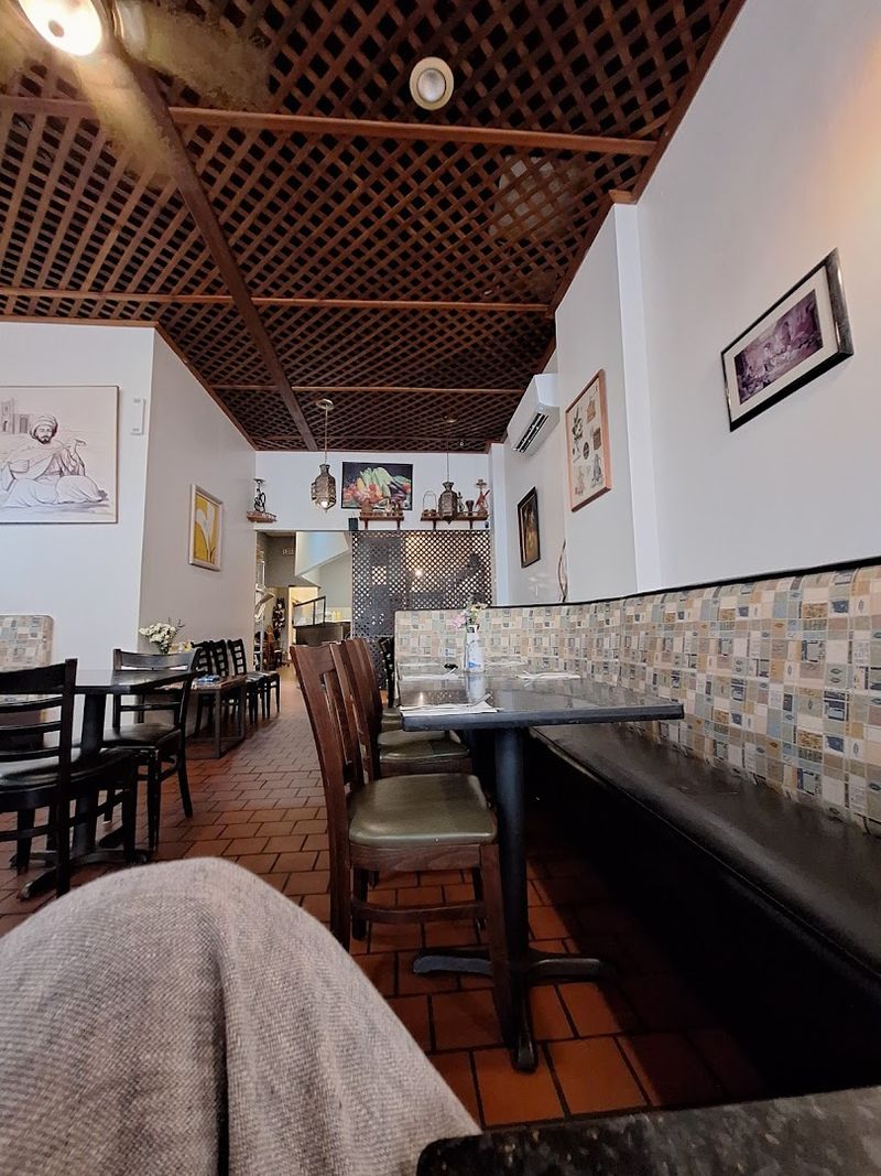 A Menu Built For Meat Lovers And Vegetarians Equally