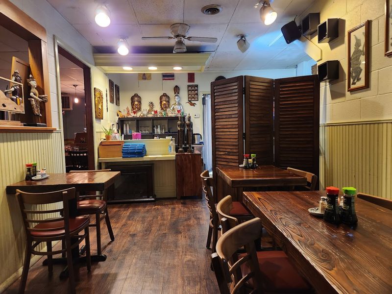 Ruthai's Thai Kitchen, Cincinnati