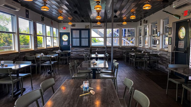 Rustic Inn Seafood Restaurant — Fort Lauderdale