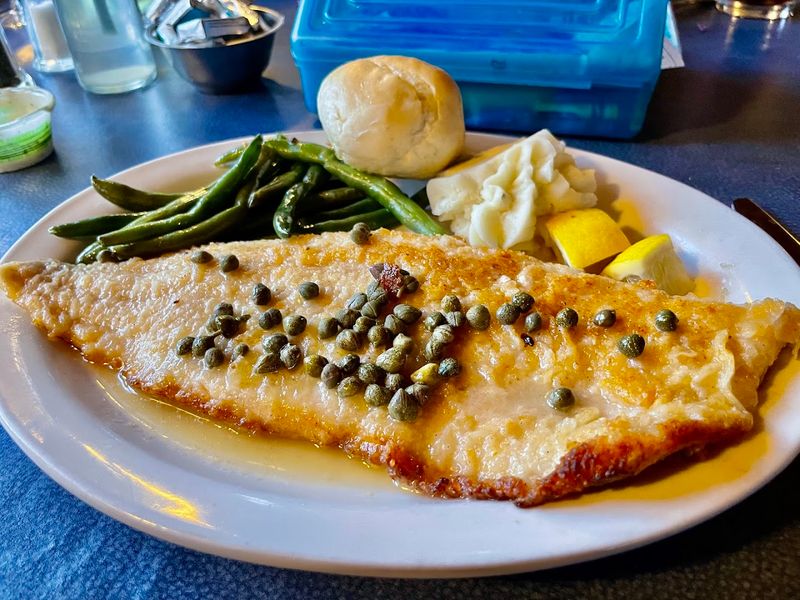 Crow’s Nest Restaurant, Harbor Springs