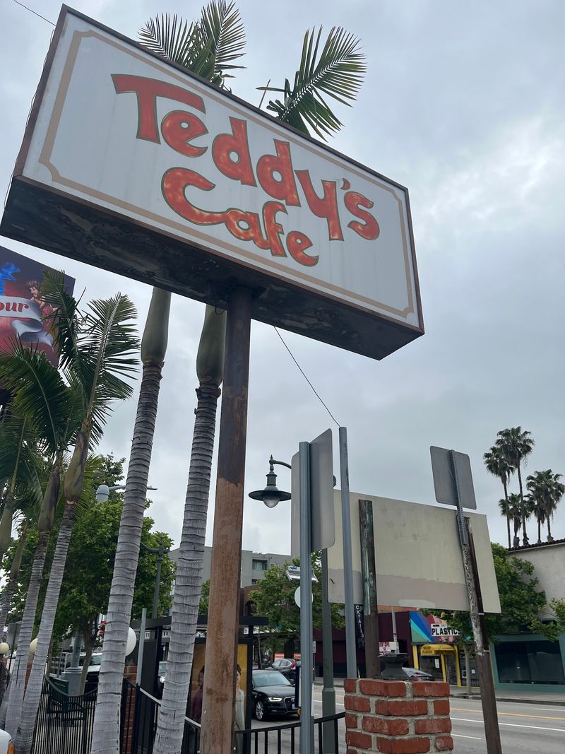 Teddy's Cafe
