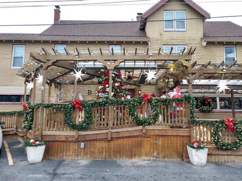 Balistreri's Bluemound Inn – Milwaukee