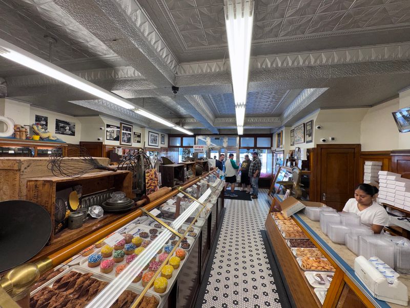 Termini Brothers Bakery, Philadelphia
