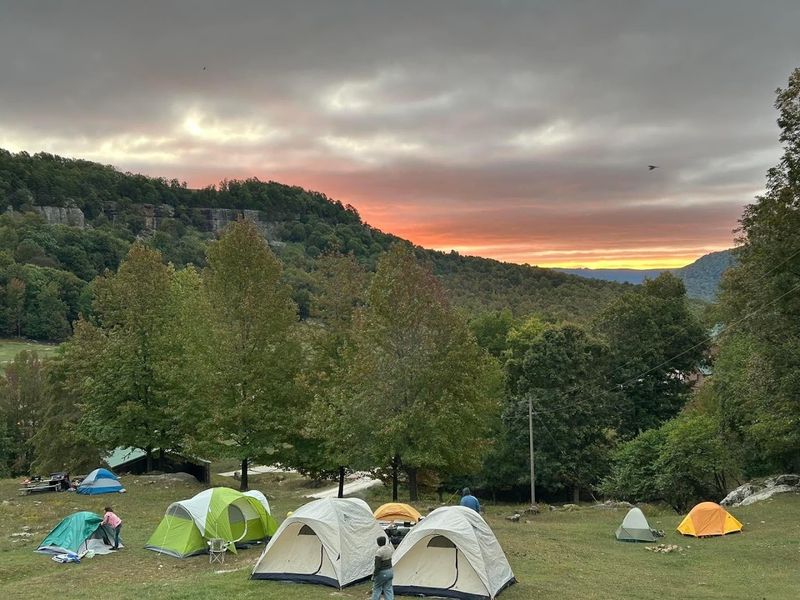 Evenings Under Vast Skies And Wildlife Sounds