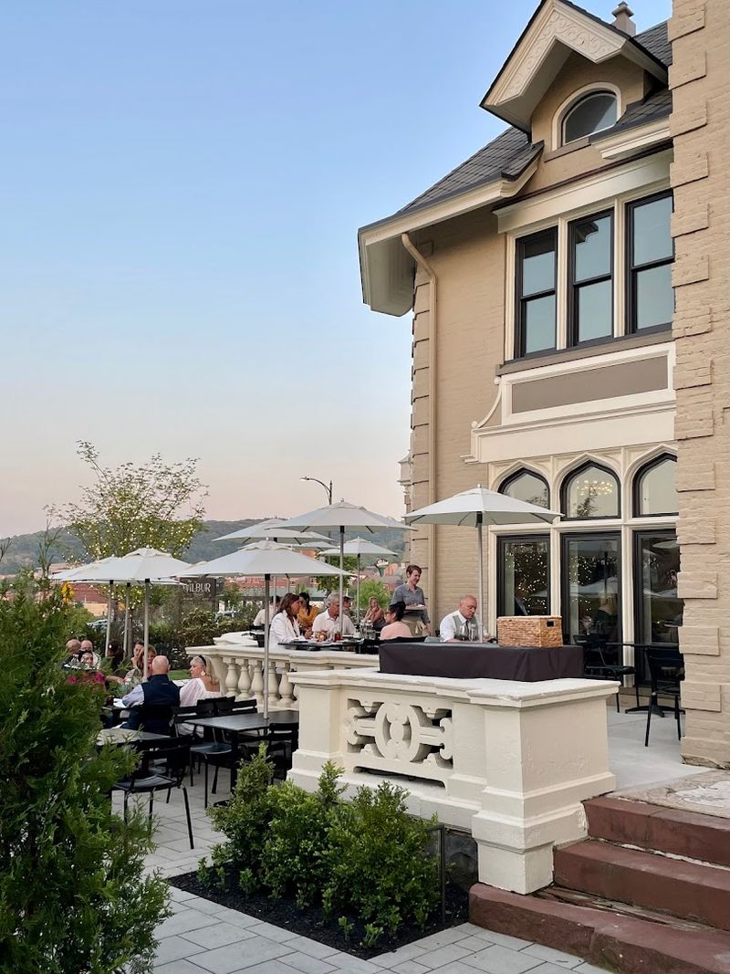 Swift at The Wilbur Mansion, Bethlehem, Pennsylvania