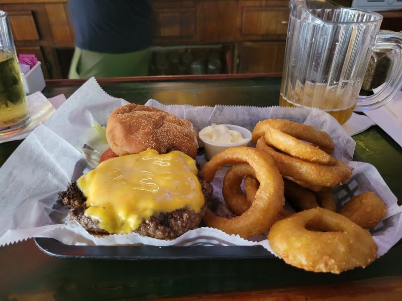 Slyder’s Tavern, Dayton