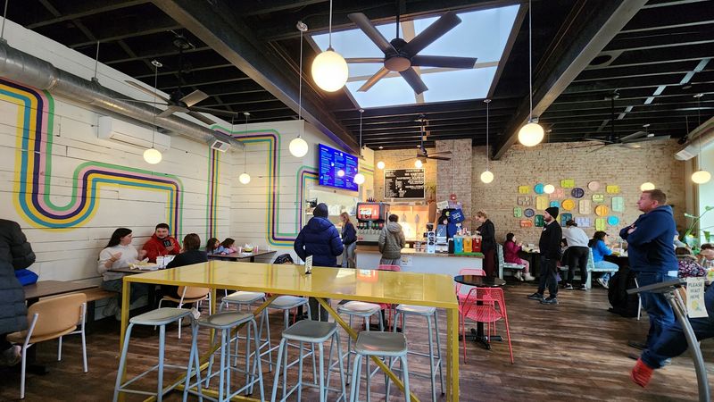 Moonlit Burgers, Dormont