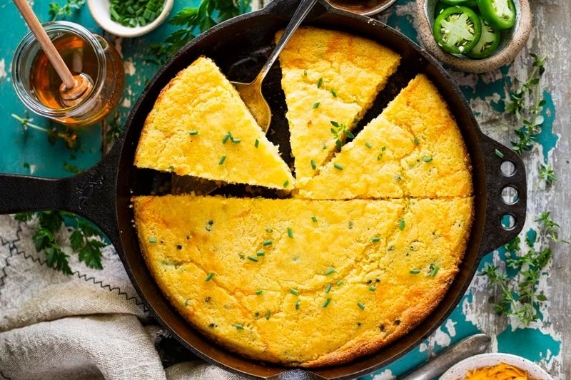 Cornbread: The Non-Negotiable Side