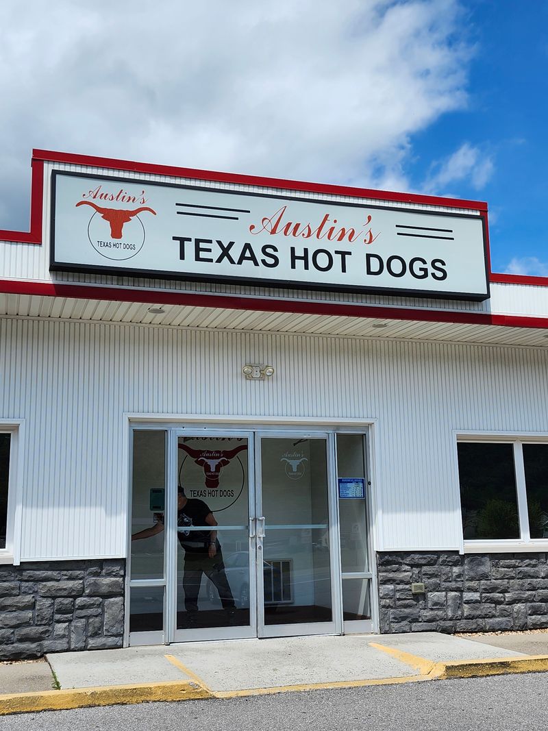 Austin's Texas Hot Dogs — Tyrone, PA