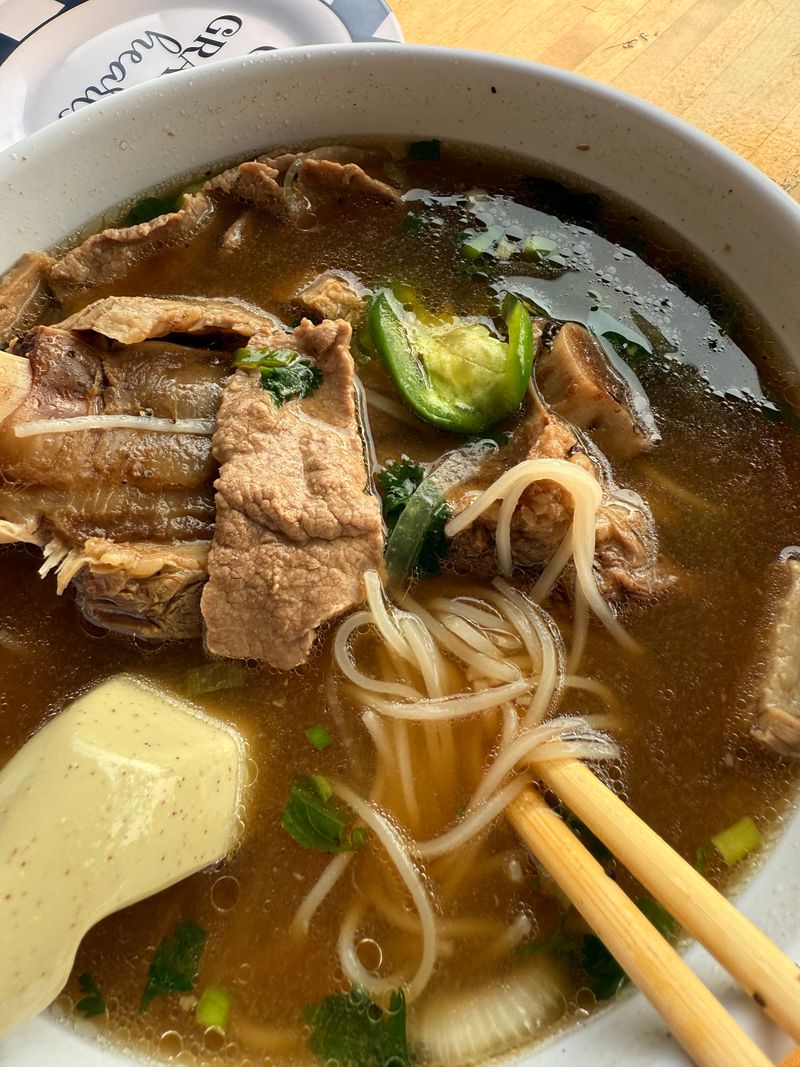 83 Vietnamese Cuisine – Champaign