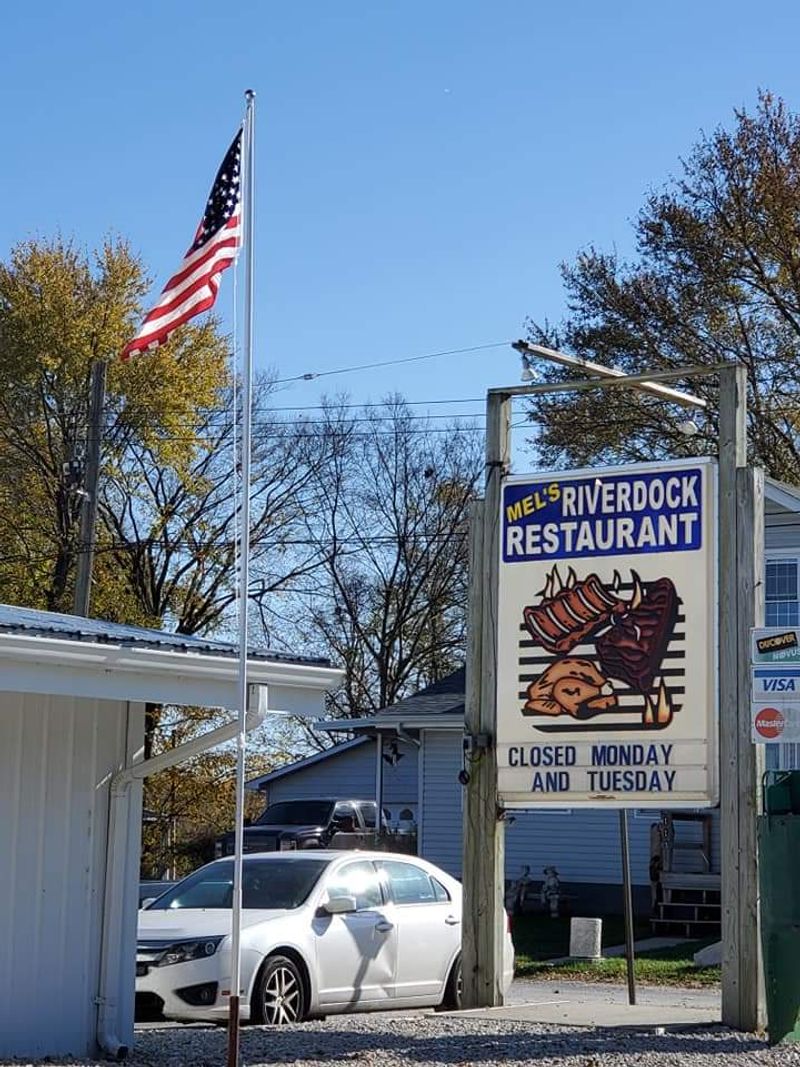 IL Riverdock Restaurant