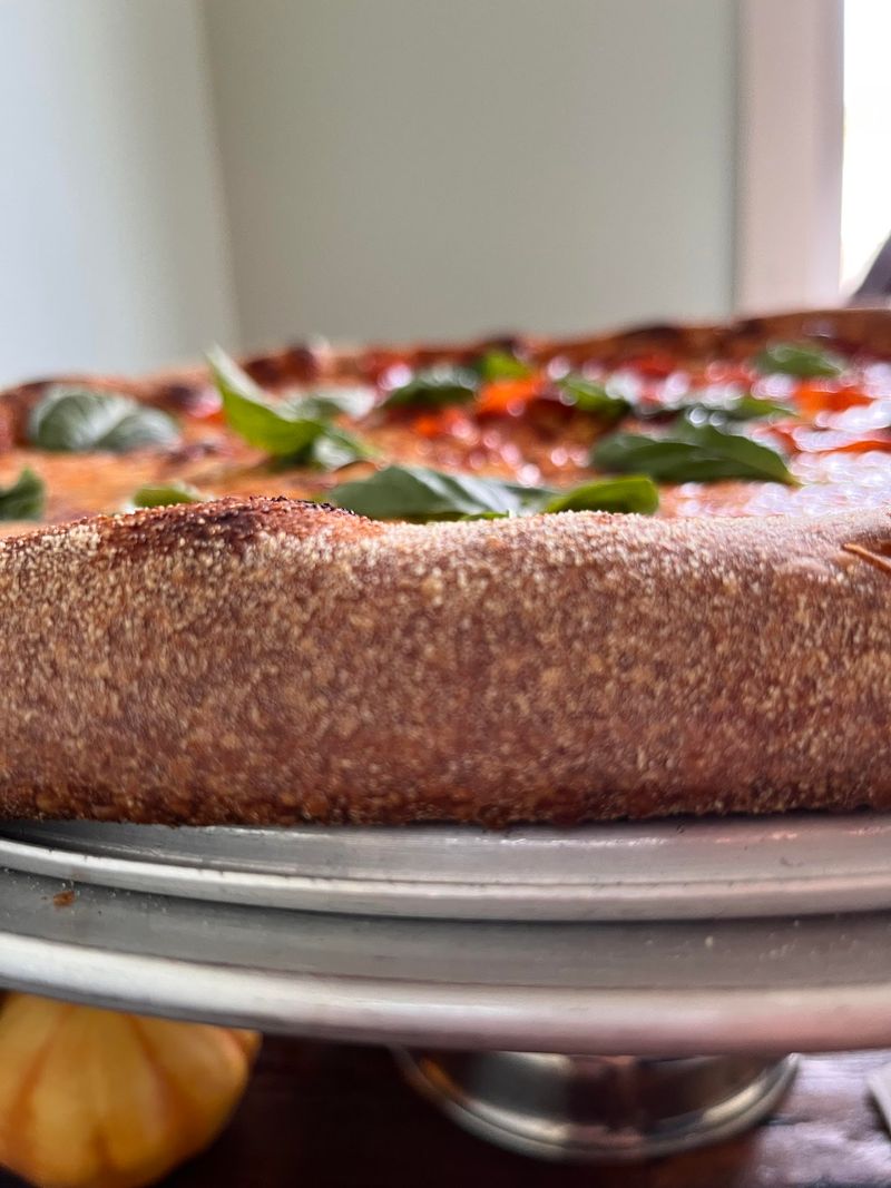 That Crispy Crust Holds Its Own