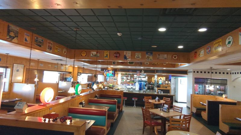 That Nostalgic, Comfortable Atmosphere That Nostalgic, Comfortable Atmosphere