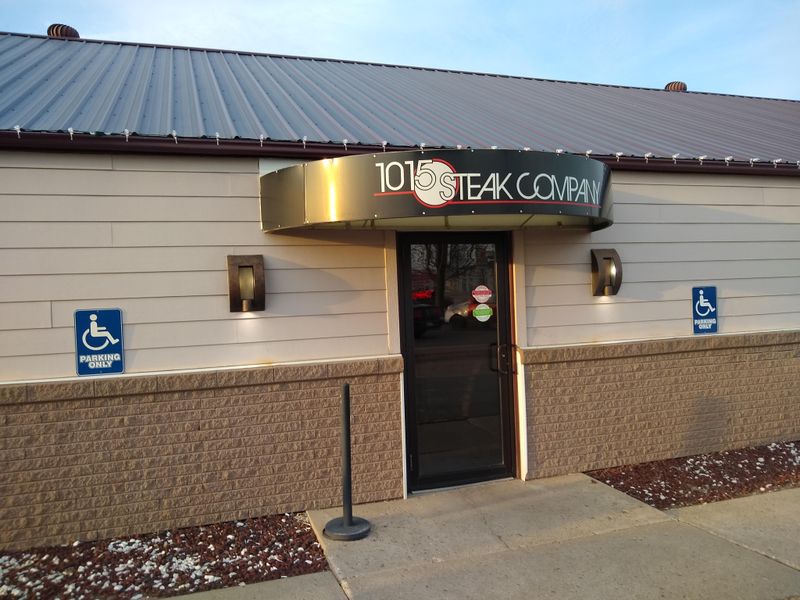 1015 Steak Company – Sibley