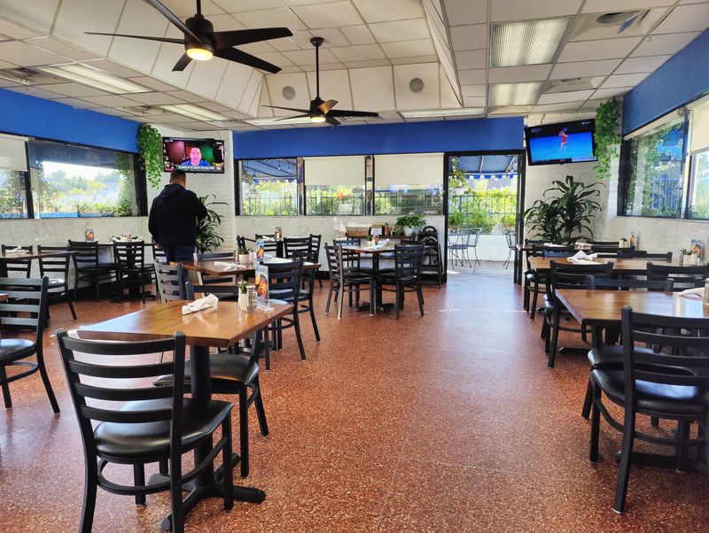 Z's Greek — Phoenix