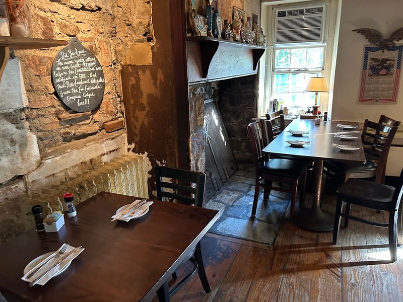 Open Every Day With Hours That Work For Lunch And Dinner