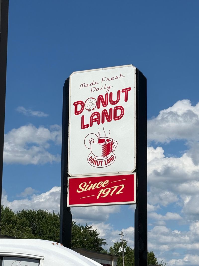 The 24-Hour Shop That Keeps Late Hours