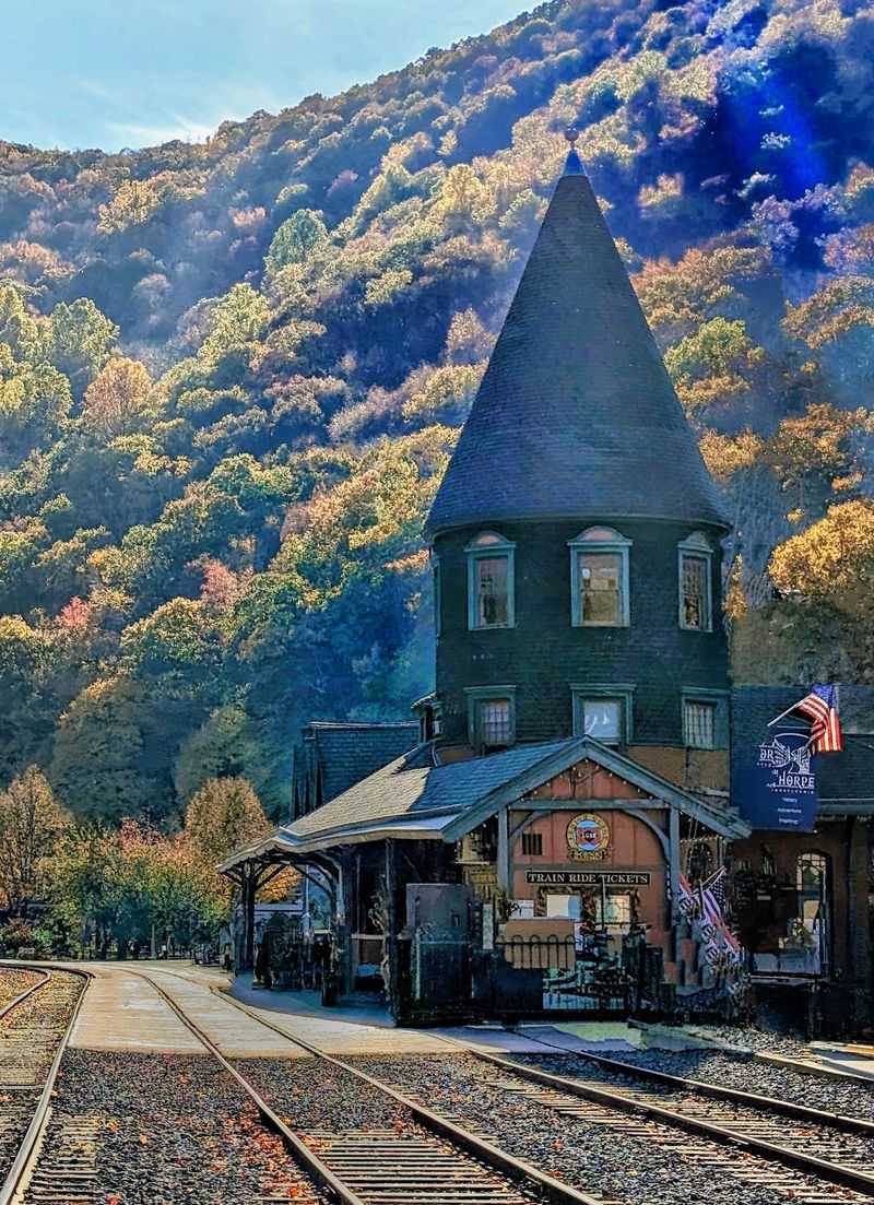 The Railway Maintains a 4.5-Star Rating Across Thousands of Reviews