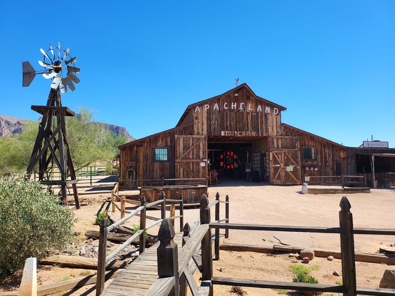The Historic Apacheland Barn