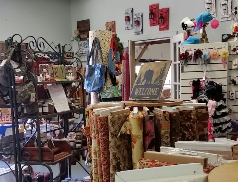 The ARK Shoppe, Pinetop