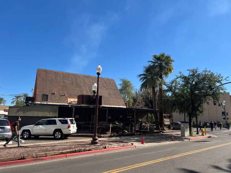 Operating Hours That Work Around Your Schedule