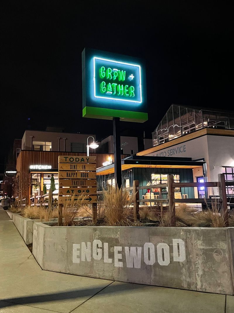 The Address Makes A Low Effort Outing Easy