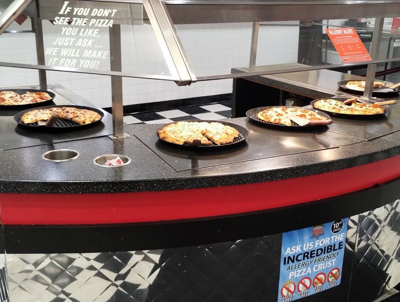 The All-You-Can-Eat Pizza Buffet That Actually Delivers