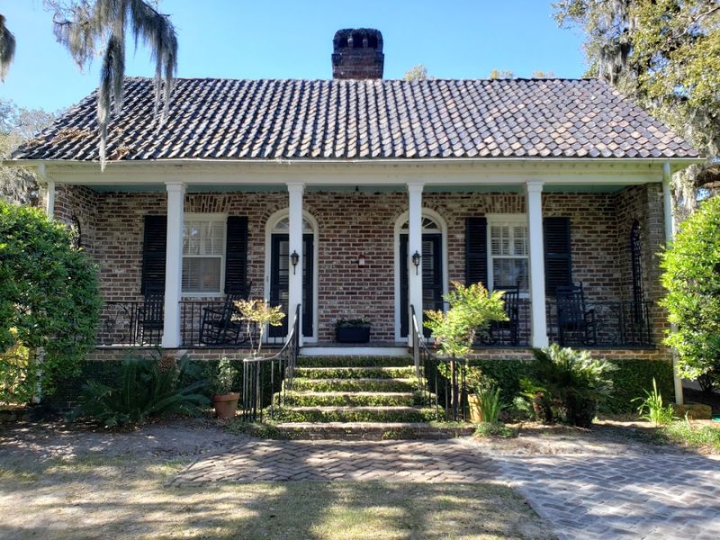 The Antebellum Mansion Itself
