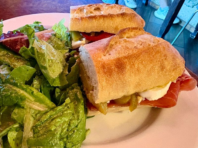 Sandwiches That Deserve A Standing Ovation