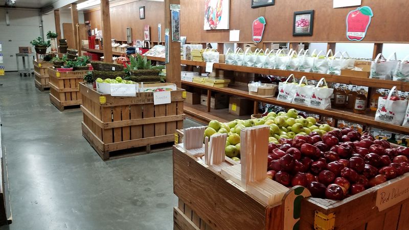 The Apple Barn Cider Mill & General Store