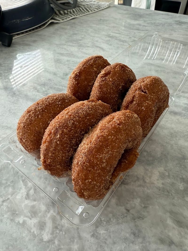 The Apple Butter Cinnamon Donuts The Apple Butter Cinnamon Donuts