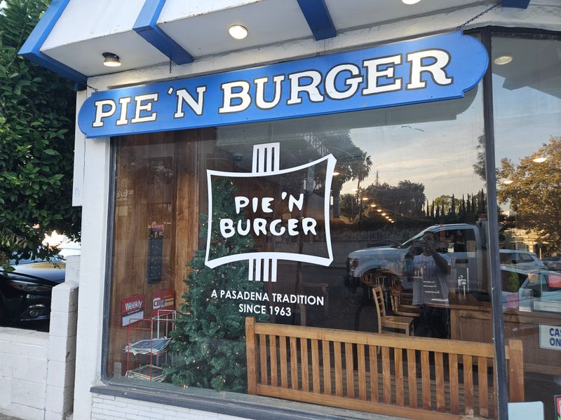 Pie’N Burger