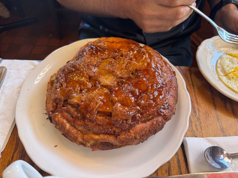 The Apple Pancake That Steals The Show