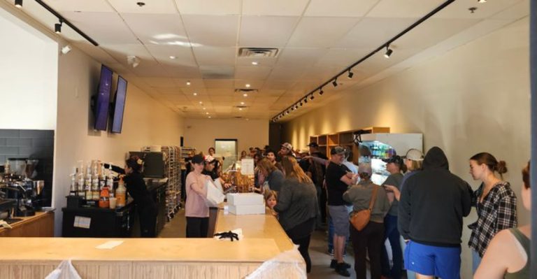 The Arizona Bakery Locals Hit At Dawn Because The Best Pastries Rarely Last Past 10