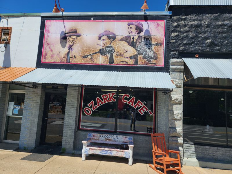 The Breakfast Special That Laughs At Time