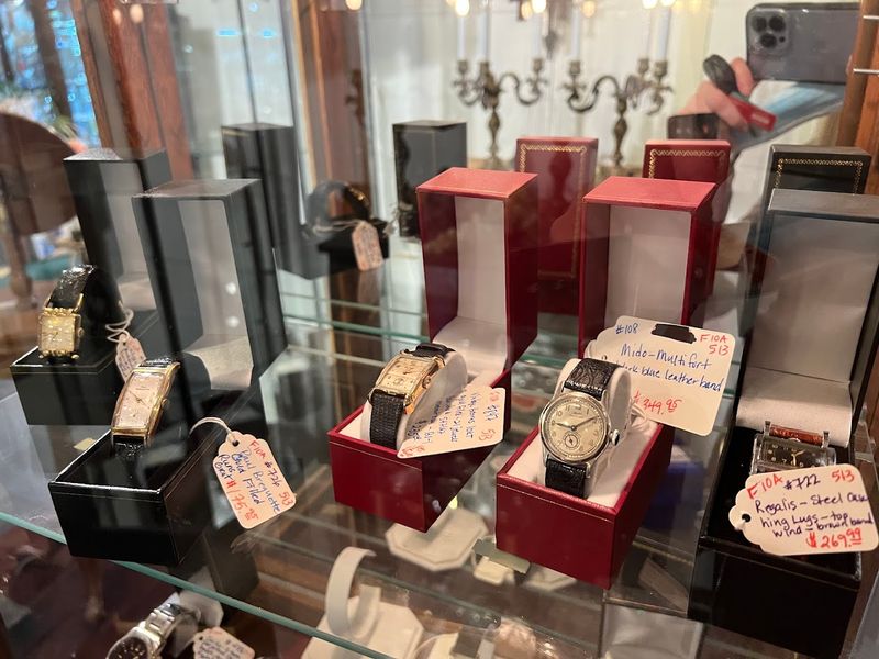 Jewelry Hunting Here Is Basically A Sport