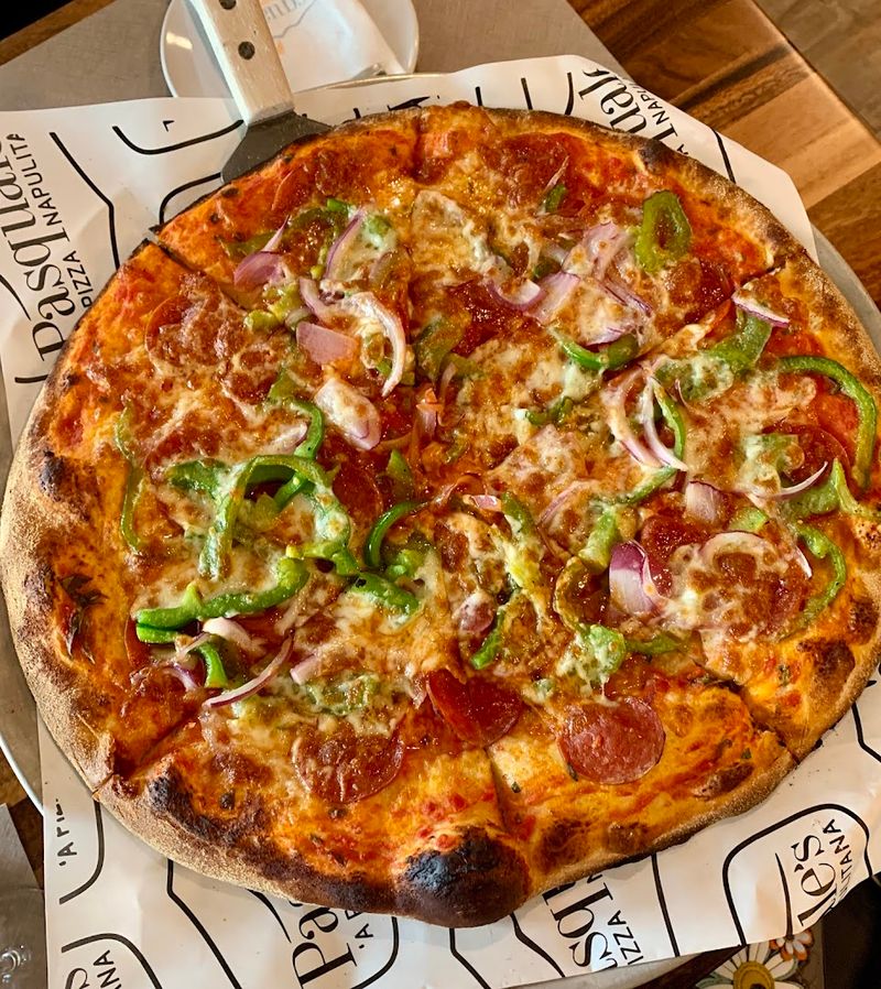 The Art Of The Neapolitan Crust The Art Of The Neapolitan Crust