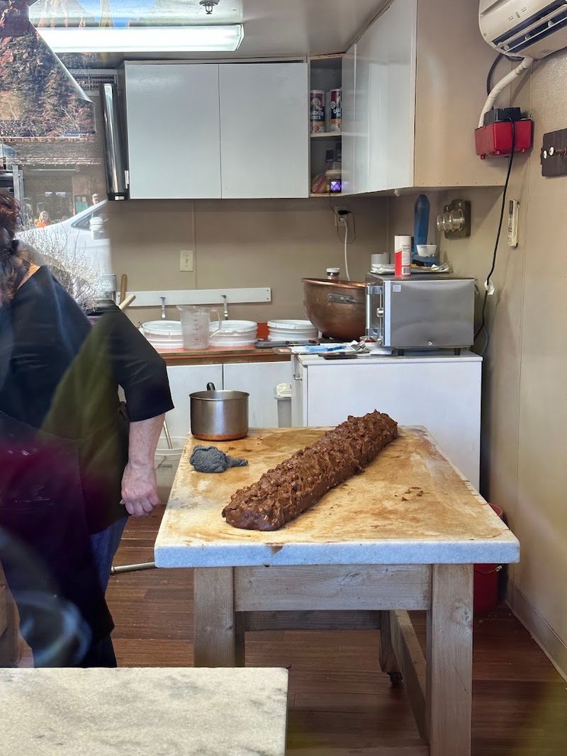 The Art Of Watching Fudge Being Made Live The Art Of Watching Fudge Being Made Live