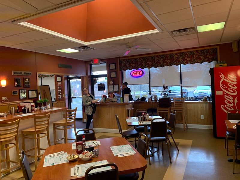 The Atmosphere Feels Like A Neighborhood Regular Spot The Atmosphere Feels Like A Neighborhood Regular Spot