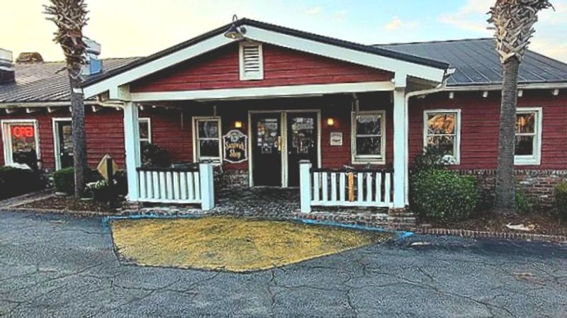 Open Most Days With Hours That Work For Lunch And Dinner
