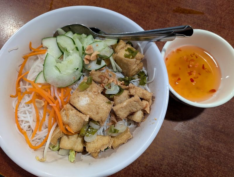 Gluten-Free Options and Menu Transparency