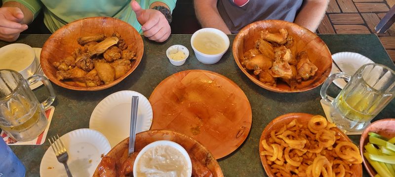 Dine-In Versus Takeout