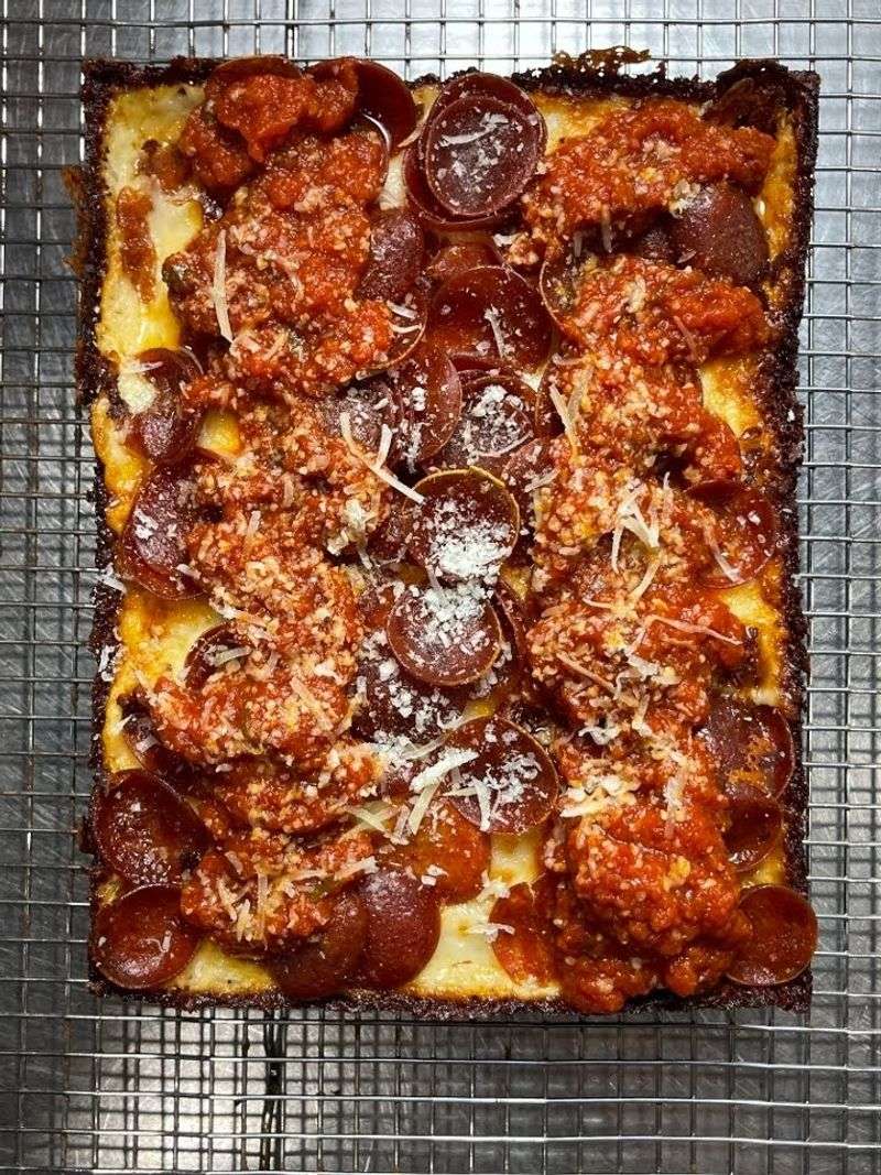 That Crispy Cheese Edge Thing Is Absolutely Addictive