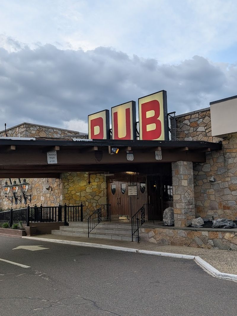 Why The Pub Belongs On Every Jersey Foodie's List