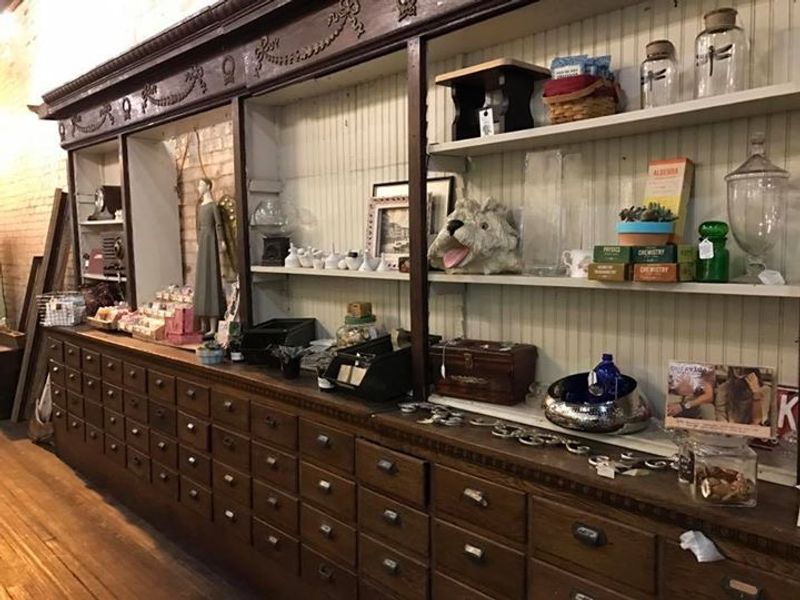 Vintage Finds That Serious Collectors Notice