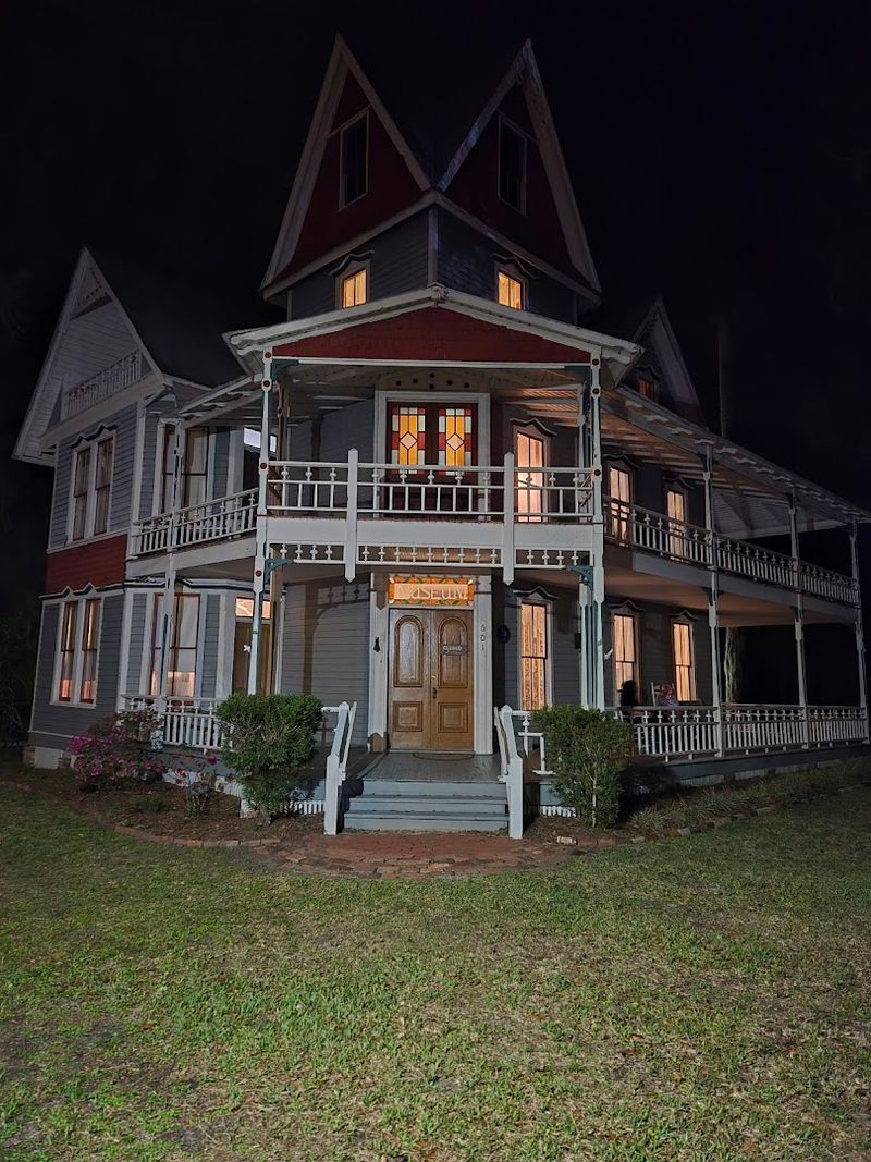 Ghost Tours That Turn Skeptics Into Believers