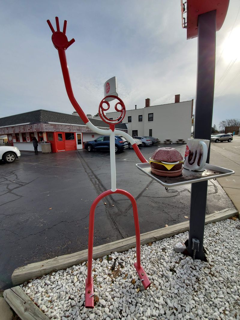 Late Night Hours That Save Hungry Souls