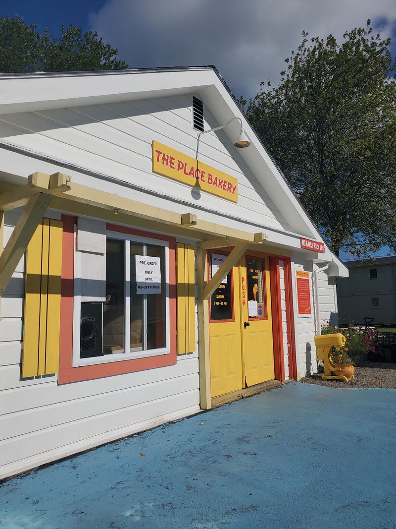 The Bakery Opens Only On Weekends 