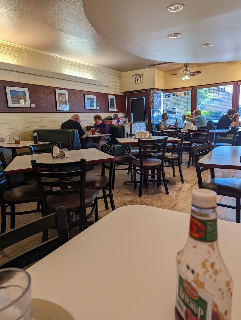 Lunch Has That Deli And Diner Sweet Spot